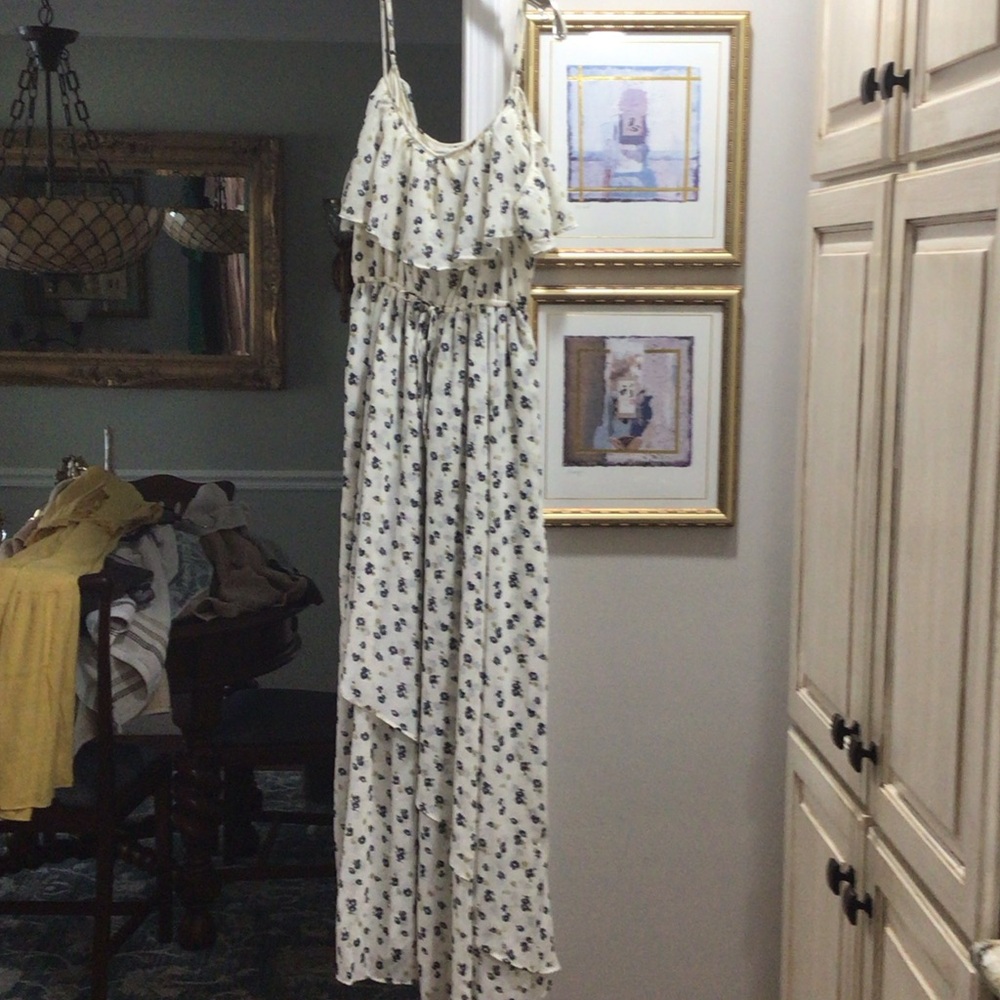 Abercrombie & Fitch Floral Cream Dress with Navy, Cold Shoulder